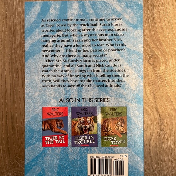 🌟BRAND NEW🌟 4 PACK Novels - Eric Walters Tiger Set - Picture 6 of 6